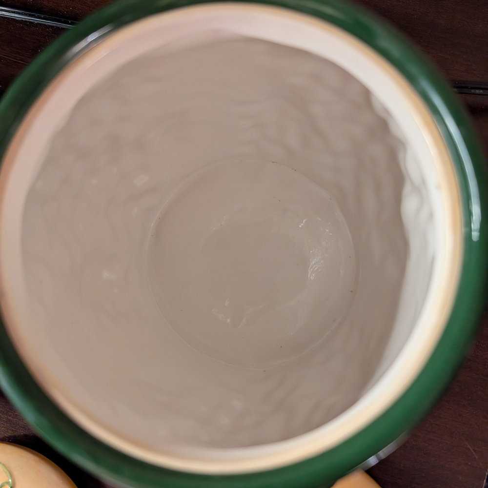 KMC Vintage Raised Grapevine-Themed Ceramic Canister Set - Picture 3 of 8
